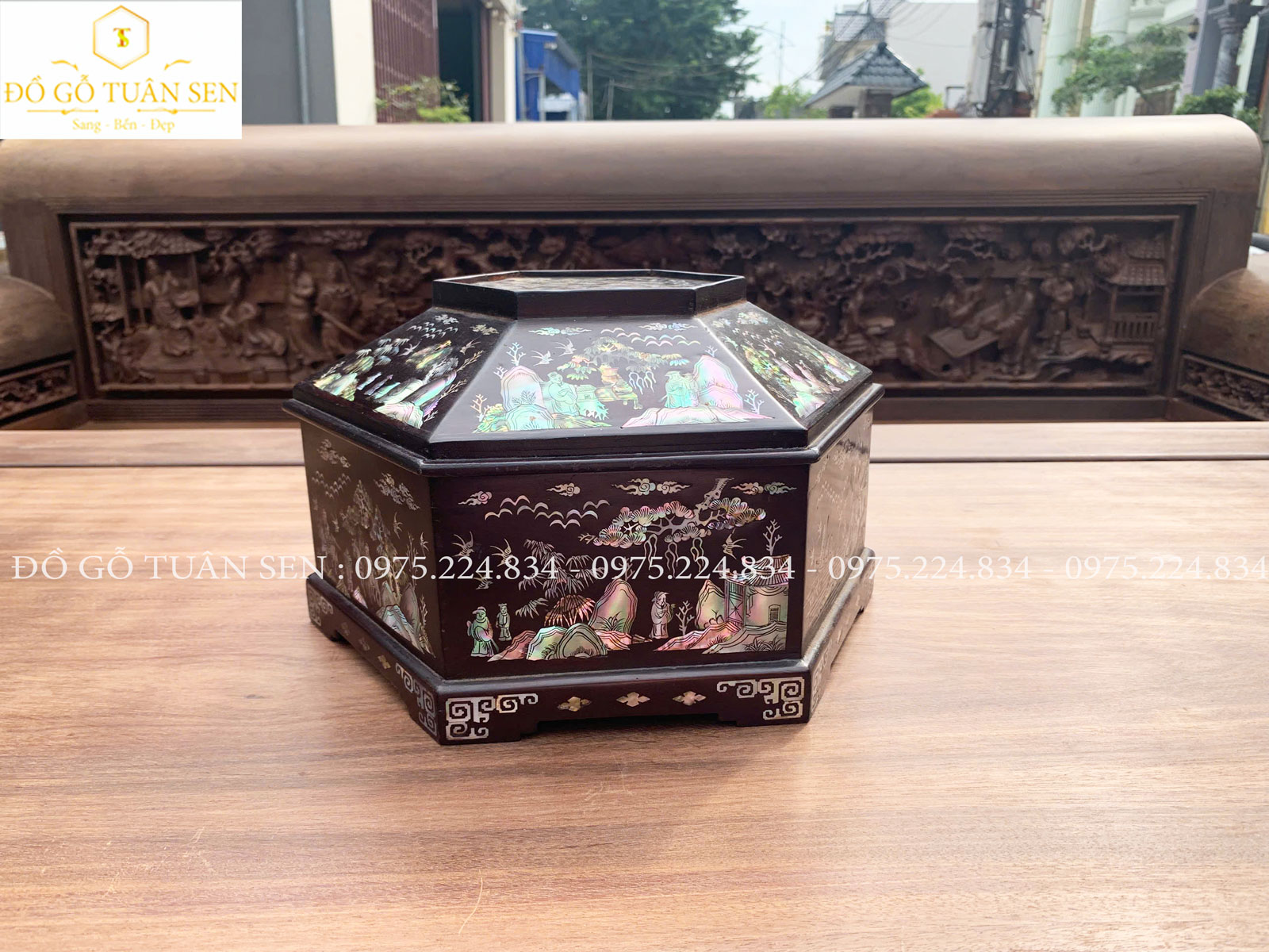 Hình ảnh tráp lục năng gỗ gụ TS9